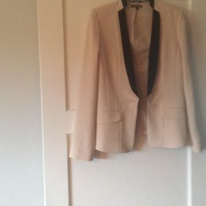 Perfect work or going out blazer